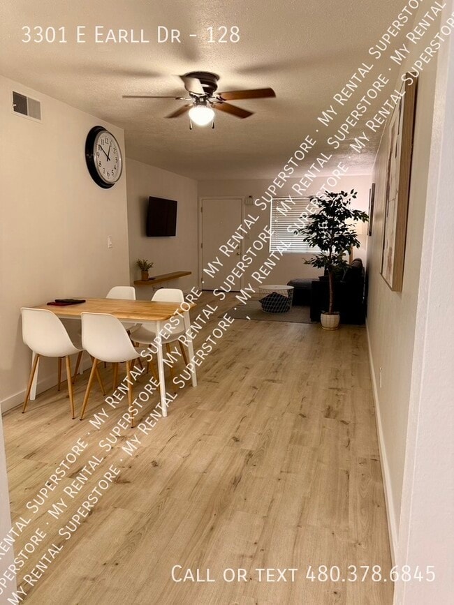 Photo - 3301 E Earll Dr