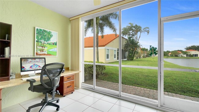 Building Photo - 15402 Summer Lake Dr Rental
