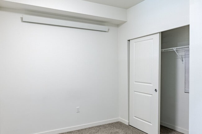 Emerald Crest Apartments