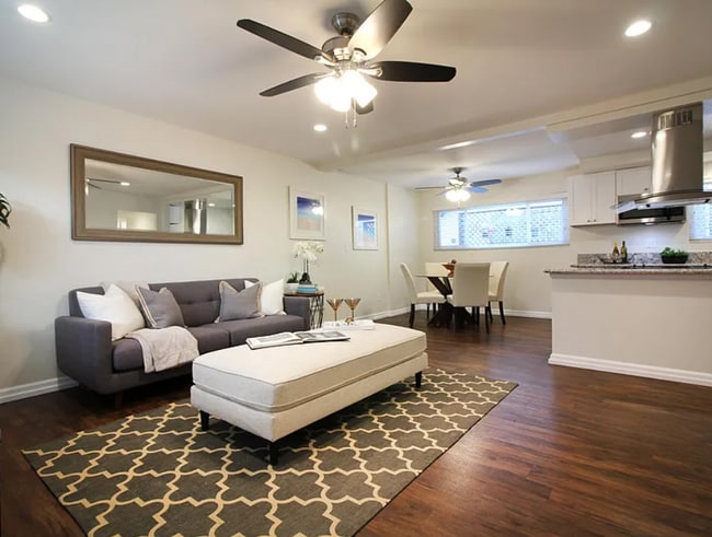 Photo - 1322 Amethyst St Unidad C