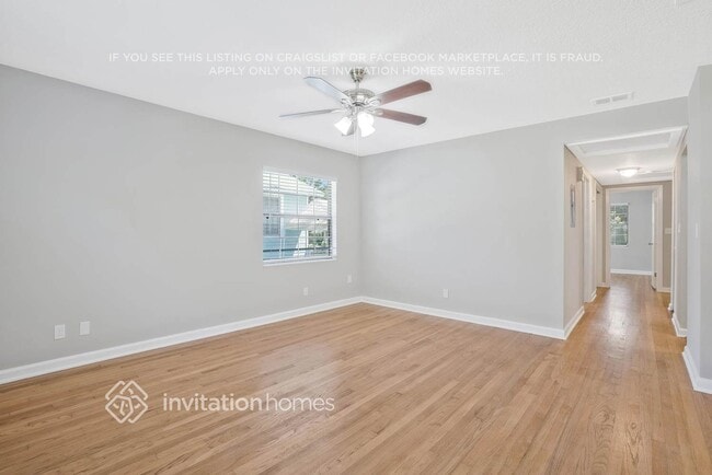 Photo - 3226 College St