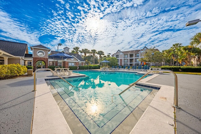 Building Photo - Laguna Place