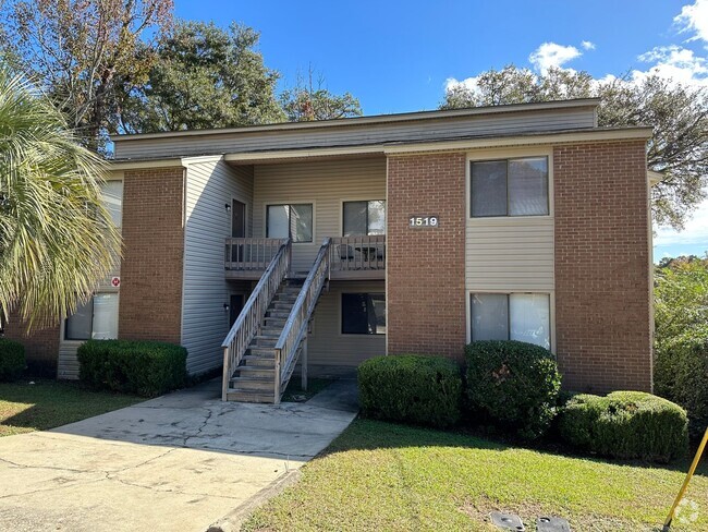 Building Photo - 1519 Willow Bend Way Unit B Rental