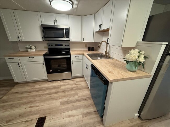 Photo - 3118 Dorothy Pl