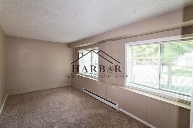 Photo - Spacious 2-Bedroom Living in the Heart of Rochester