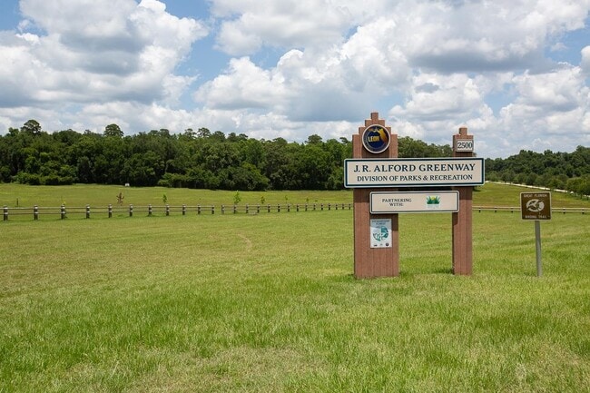 Photo - 1241 Sandler Ridge Rd