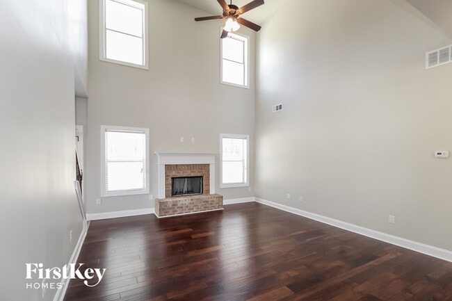 Photo - 1810 Cedar Oaks Ln