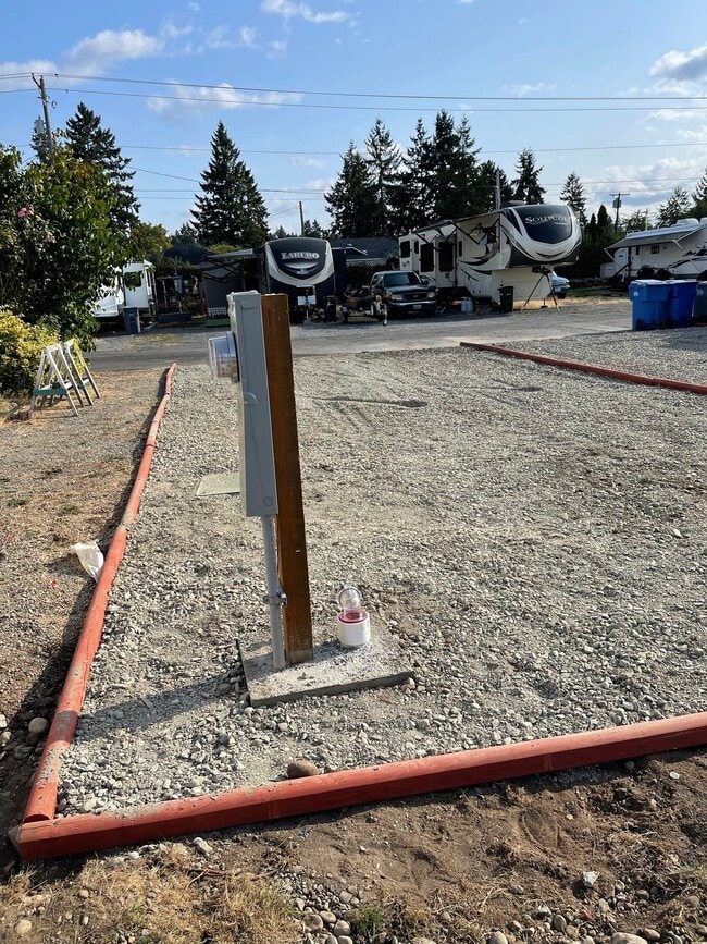 Photo - Single Wide Mobile Home Available- Now Leasing! Unit 05B-POU