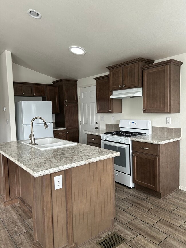 #70 kitchen