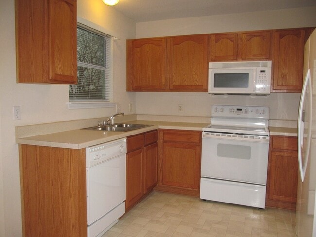 7708 Hawthorn