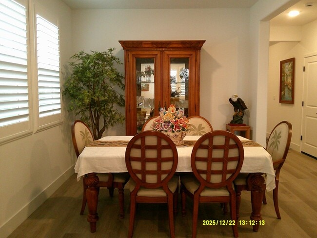 Photo - 2255 Lark Way