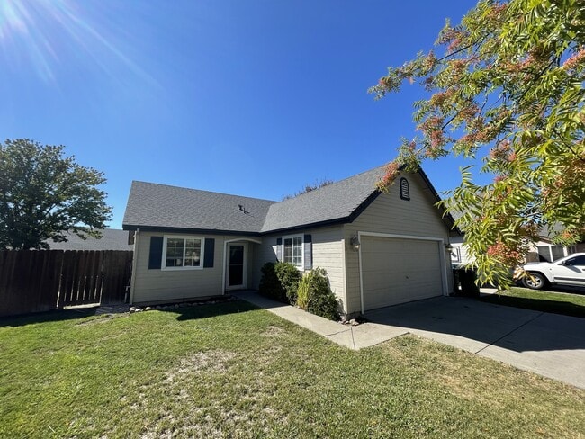 Building Photo - 3 Sir Andrew Ct