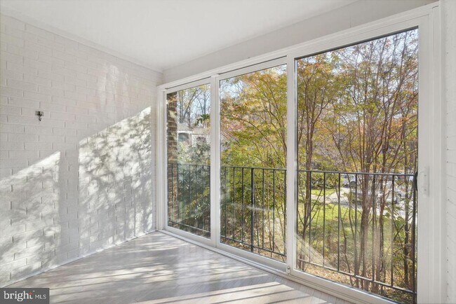 Photo - 10855 Deborah Dr