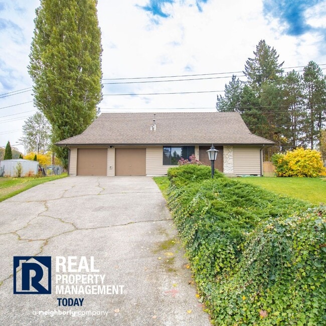 Photo - Remodeled 4 Bedroom Near JBLM!