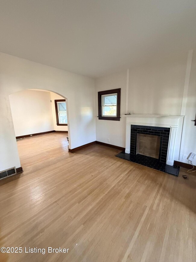 Photo - 1620 Sale Ave