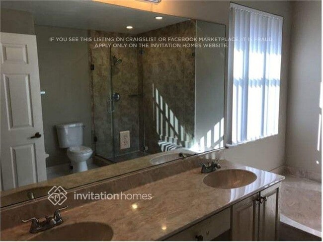 Photo - 611 SW 178th Way