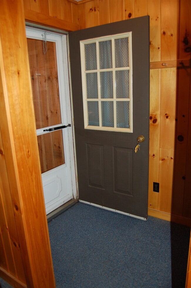 Photo - 249 Stocker Pond Rd