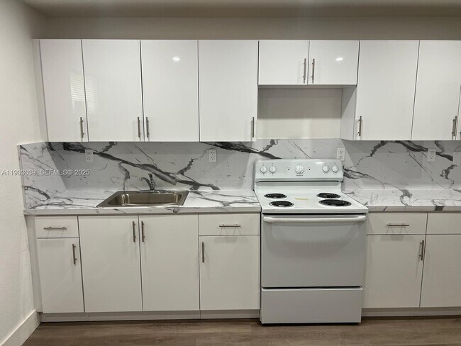 Photo - 1236 NW 4th Ave Unidad 2