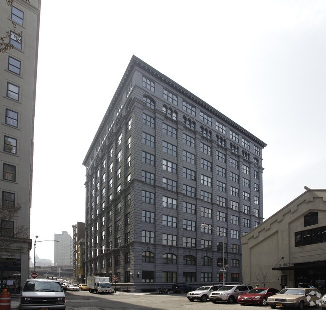 Photo - Sweeney Building