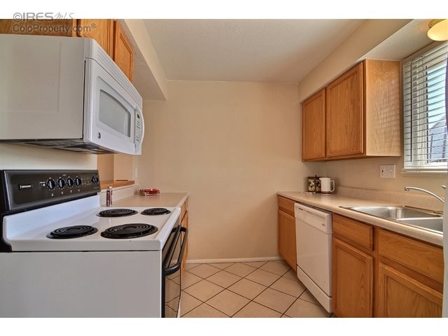 Photo - 219 Chestnut St Townhome