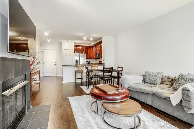 Photo - Luxury penthouse 2bd 1bth in Old Town