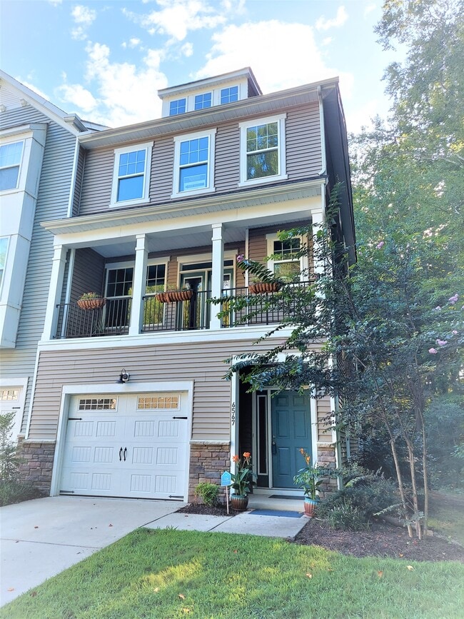 Building Photo - 6567 Revere St Rental