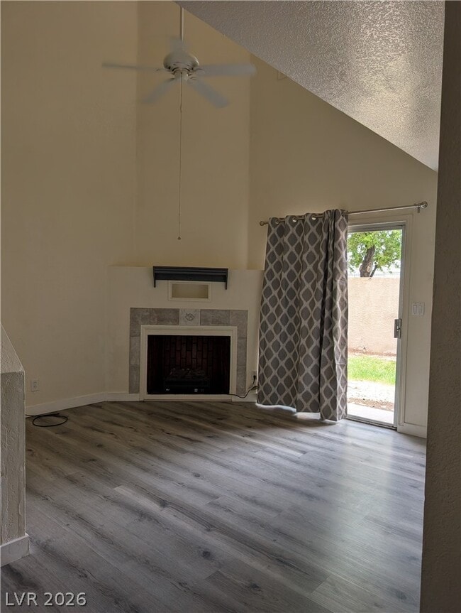 Photo - 4440 Woodpine Dr Unidad 108