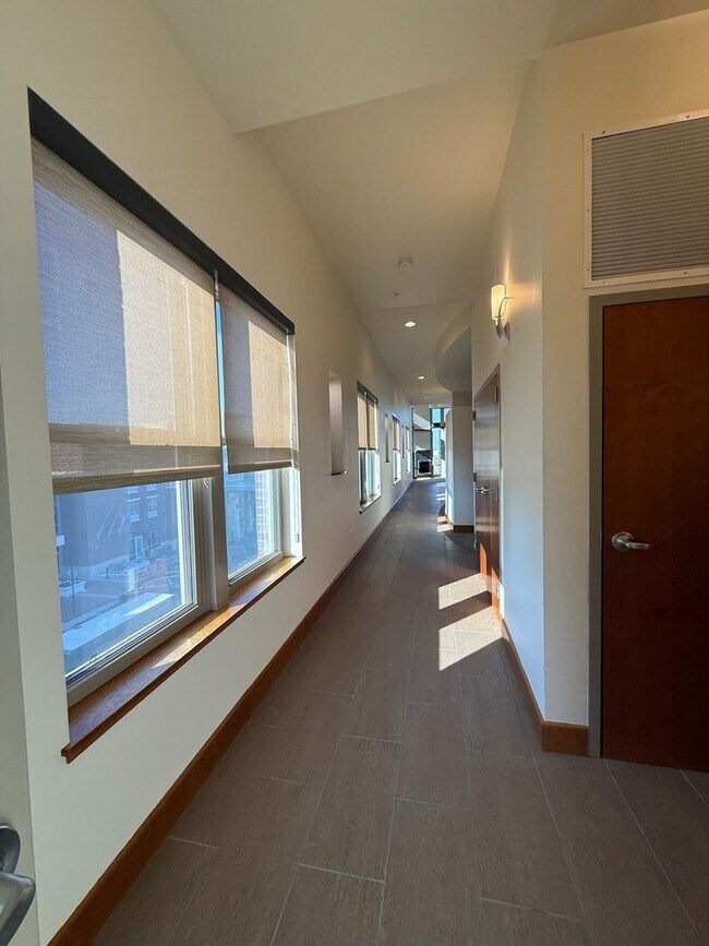 Photo - Blue Earth One Bedroom For Lease Unidad BLUE EARTH - #315