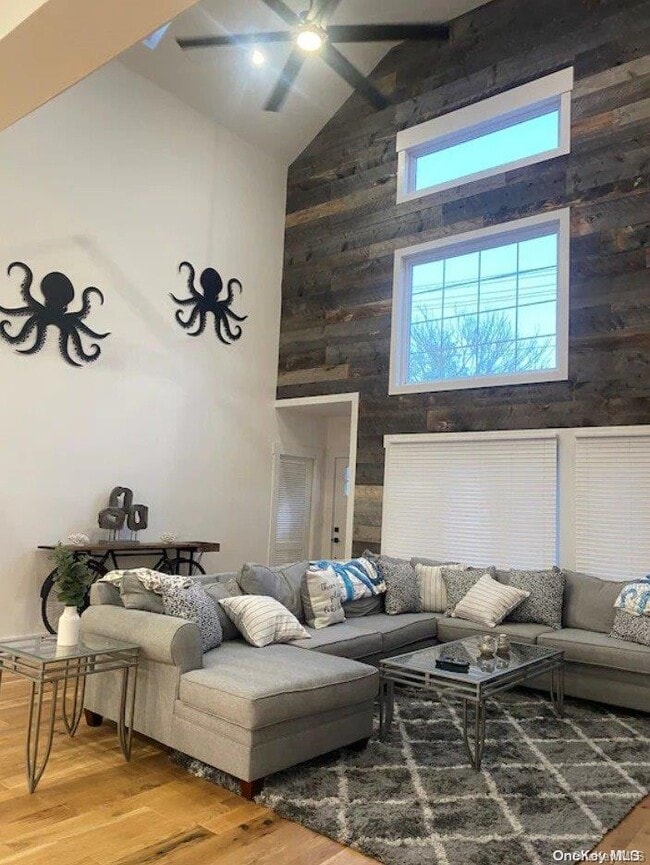 Photo - 285 Cottage Walk