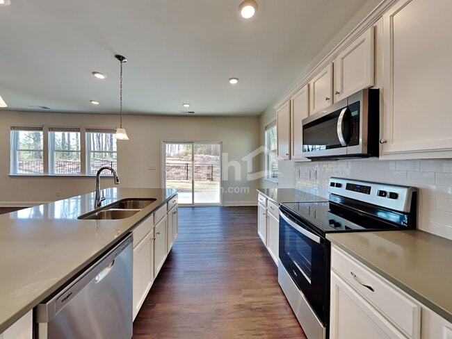 Photo - 1802 Windsor Park Ave