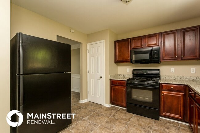 Photo - 6233 Selborn Dr SW