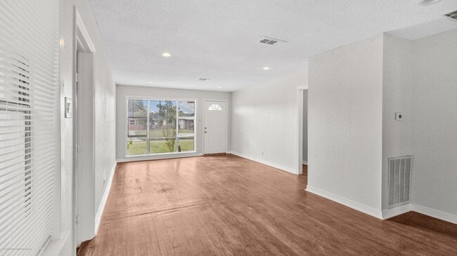 Photo - 12402 Industrial Rd