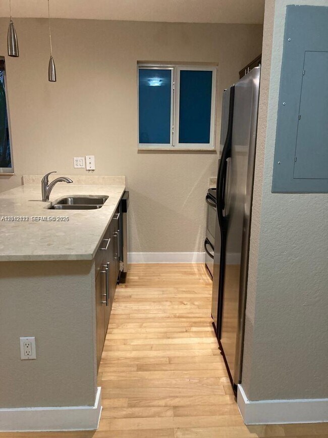 Photo - 7171 Bay Dr Unit 9