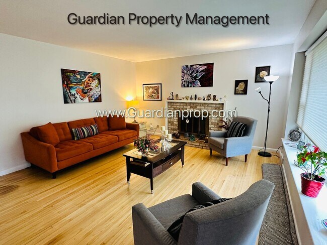 Photo - Edina Single Family Home, 2 Car Garage, Dishwasher, Hardwood Floors, Available January/Feb