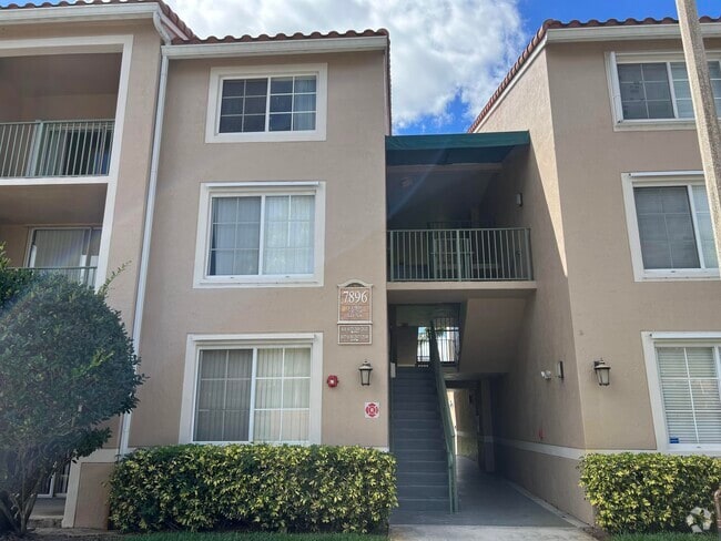 Building Photo - 7896 Sonoma Springs Cir Unit 303 Rental