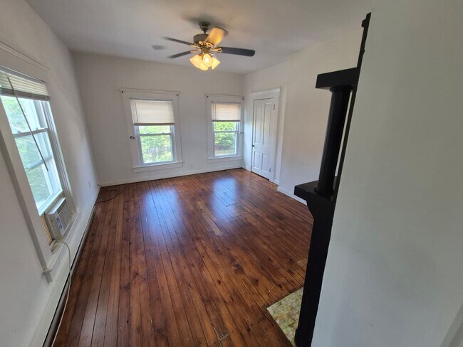 Photo - 348 Berry Ave Unit 348 Berry Ave  2