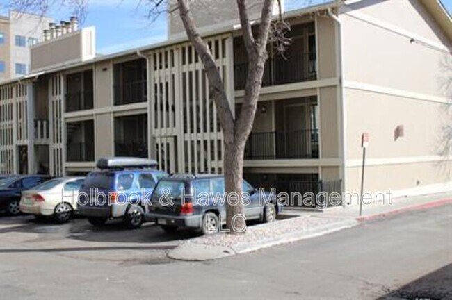 Photo - 1209 W Plum St