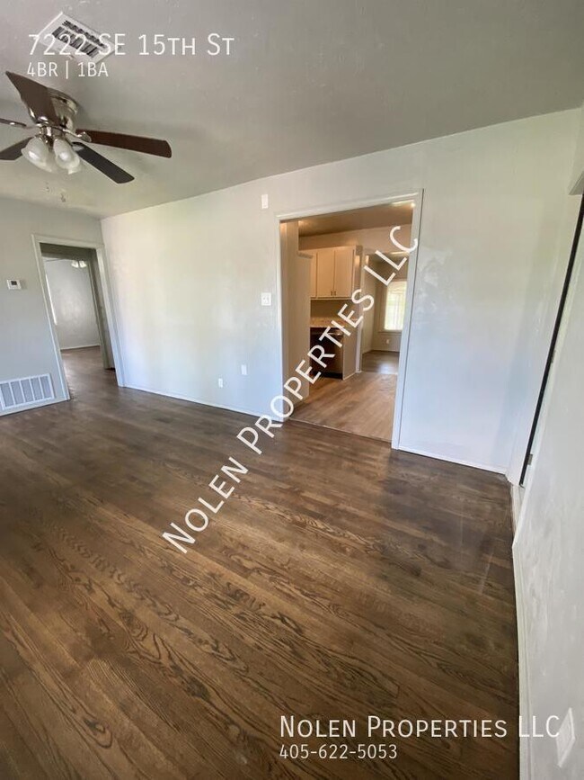 Photo - 7222 SE 15th St