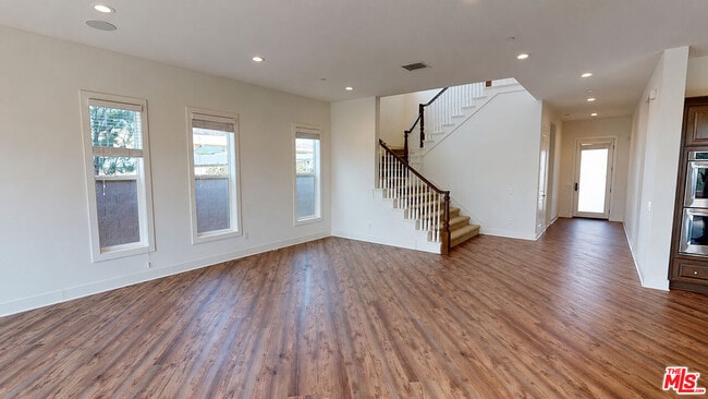 12073 Carabela Ct