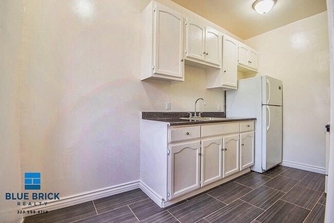 Building Photo - 1518 S Wilton Pl Unit 108