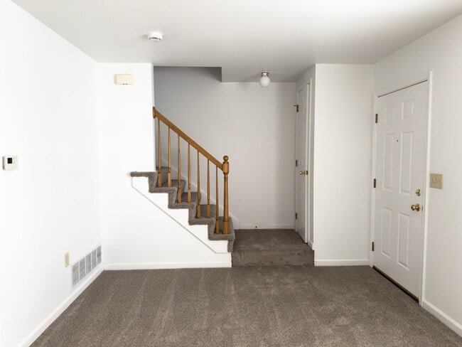 Photo - 80 Diller Ave