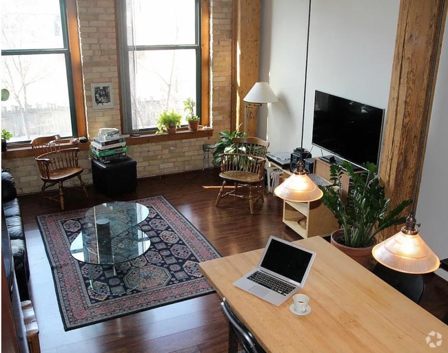 Building Photo - 210 N 2nd St Unit 203 Rental