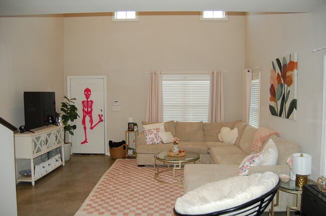 Photo - 3102 Green St