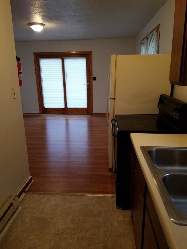 Photo - 211 Gussie Ave Unit B