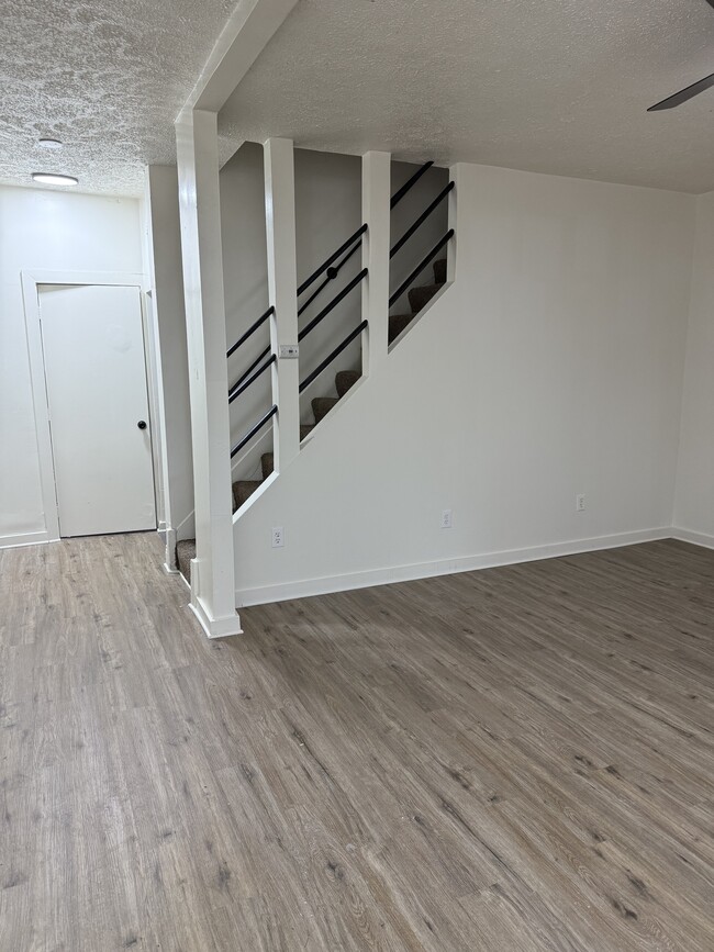 Photo - 722 Eureka St