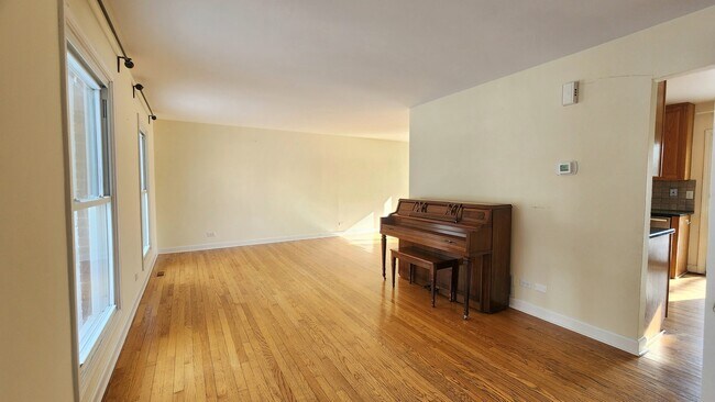 Photo - 5 Castlegate Ct