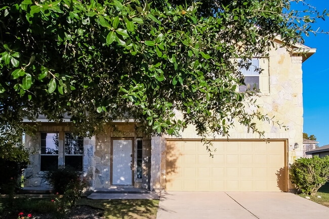 Photo - 233 Waterloo Dr