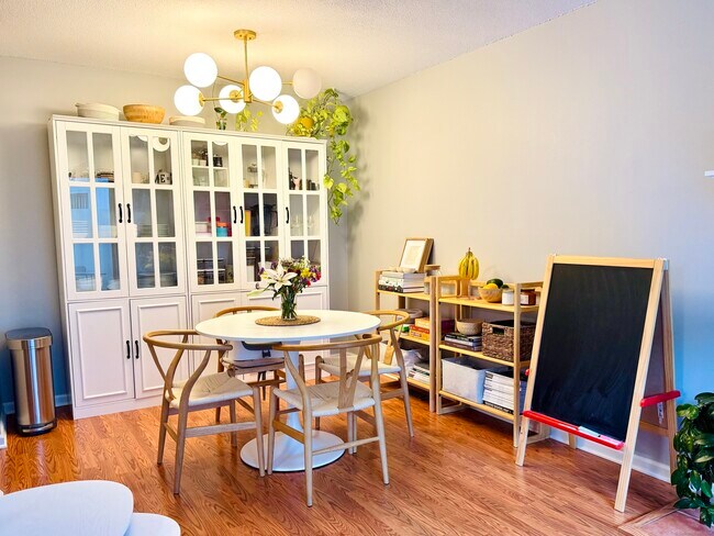 Photo - 7 Sandlewood Ln Unit 7