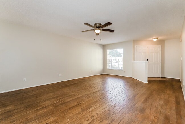 Photo - 1909 Chablis Ct