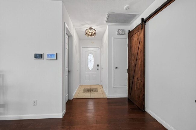 832 Alvin St